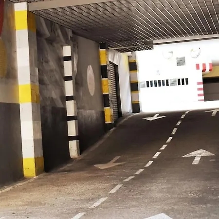 Vistas A La Ria Y Garaje En El Castro, Centro 公寓