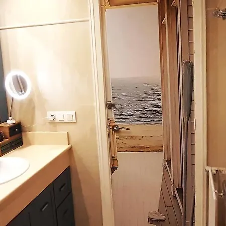 Vistas A La Ria Y Garaje En El Castro, Centro 公寓