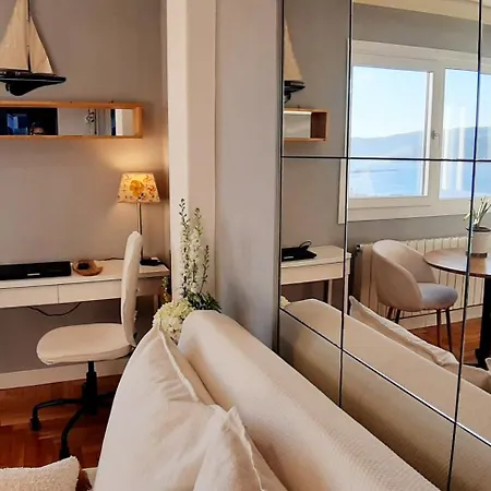 Vistas A La Ria Y Garaje En El Castro, Centro * Vigo