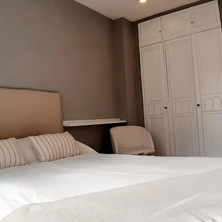 Apartamento Vistas A La Ria Y Garaje En El Castro, Centro