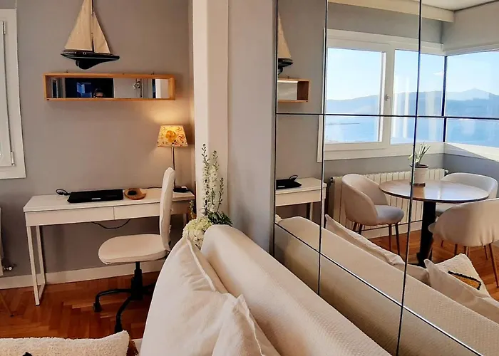 Vistas A La Ria Y Garaje En El Castro, Centro * Vigo