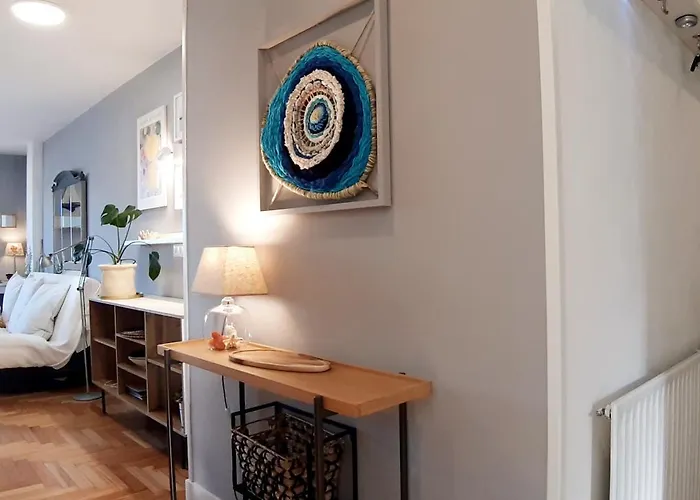 Vistas A La Ria Y Garaje En El Castro, Centro Vigo